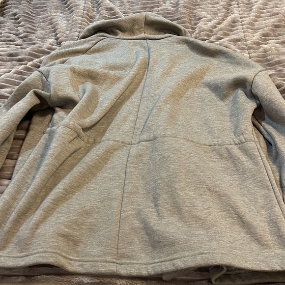 Fabletics Jacket - Picture 6 of 6